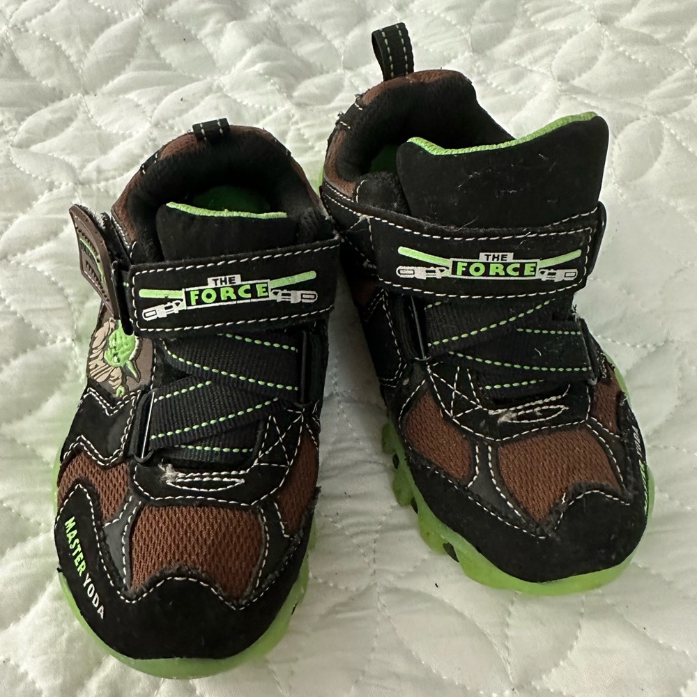 Sketchers Shoes The Force Yoda 👟Light Up 👟
